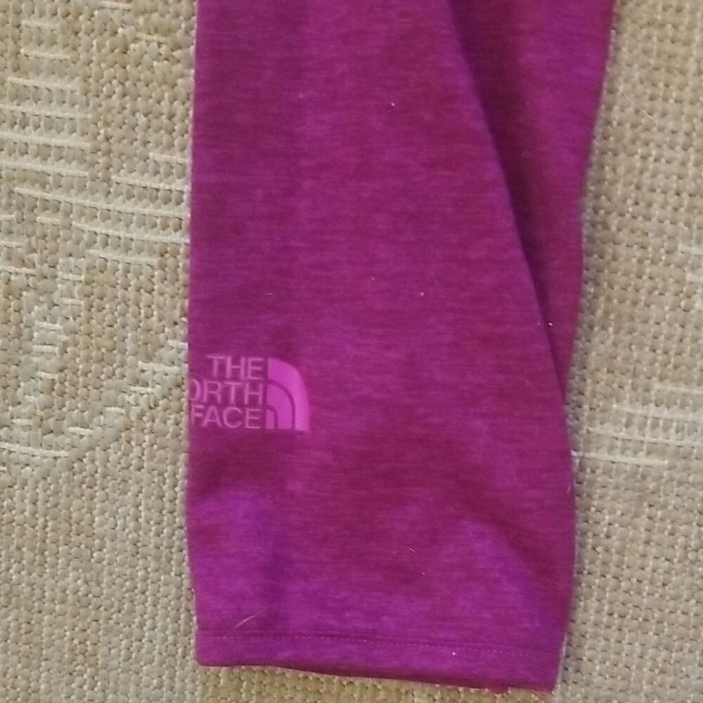 The North Face Women’s L Long Sleeve Crewneck Tee Berry Pink FlashDry Active - Picture 9 of 9
